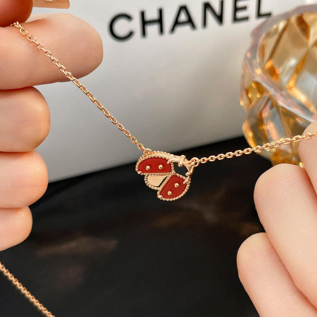¡®Aura Jewels¡¯LUCKY  CARNELIANS LADYBUG NECKLACE