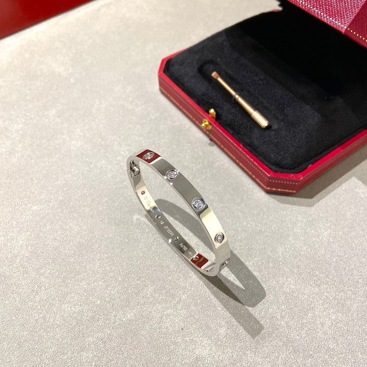 ¡®Aura Jewels¡¯LOVE BRACELET 6.1MM 10 DIAMONDS
