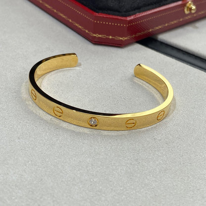 ¡®Aura Jewels¡¯LOVE BRACELET 6.1MM 1 DIAMOND OPEN CUFF