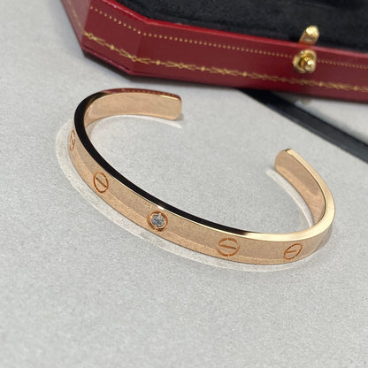 ¡®Aura Jewels¡¯LOVE BRACELET 6.1MM 1 DIAMOND OPEN CUFF