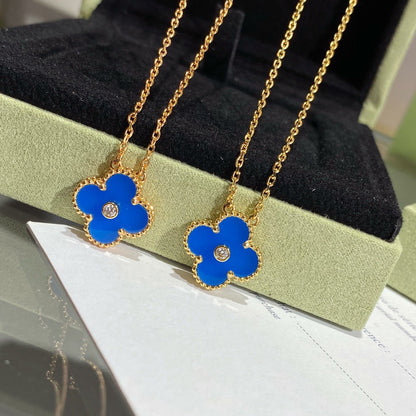 ¡®Aura Jewels¡¯CLOVER 15MM DIAMOND AND BLUE AGATE NECKLACE
