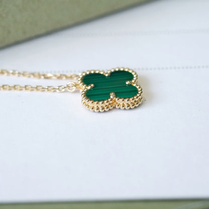 ¡®Aura Jewels¡¯CLOVER 15MM MALACHITE SINGLE FLOWER  NECKLACE