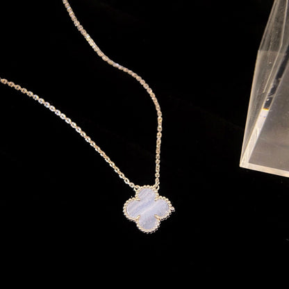 ¡®Aura Jewels¡¯CLOVER 15MM BLUE CHALCEDONY NECKLACE SILVER
