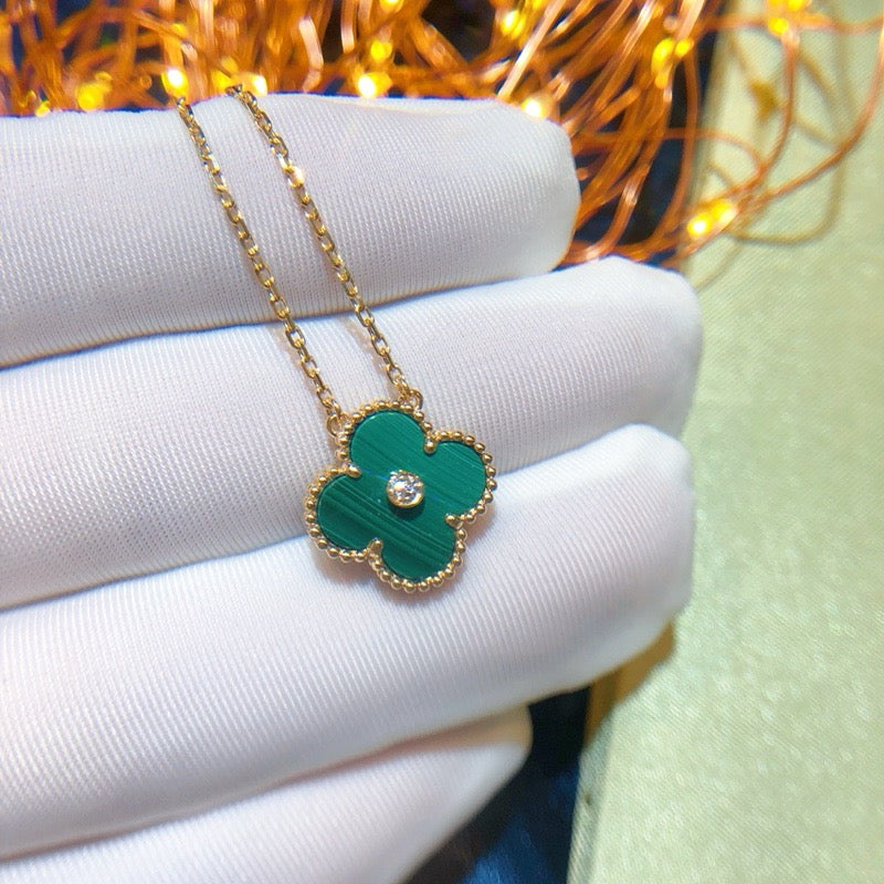 ¡®Aura Jewels¡¯CLOVER 15MM DIAMOND TURQUOISE NECKLACE