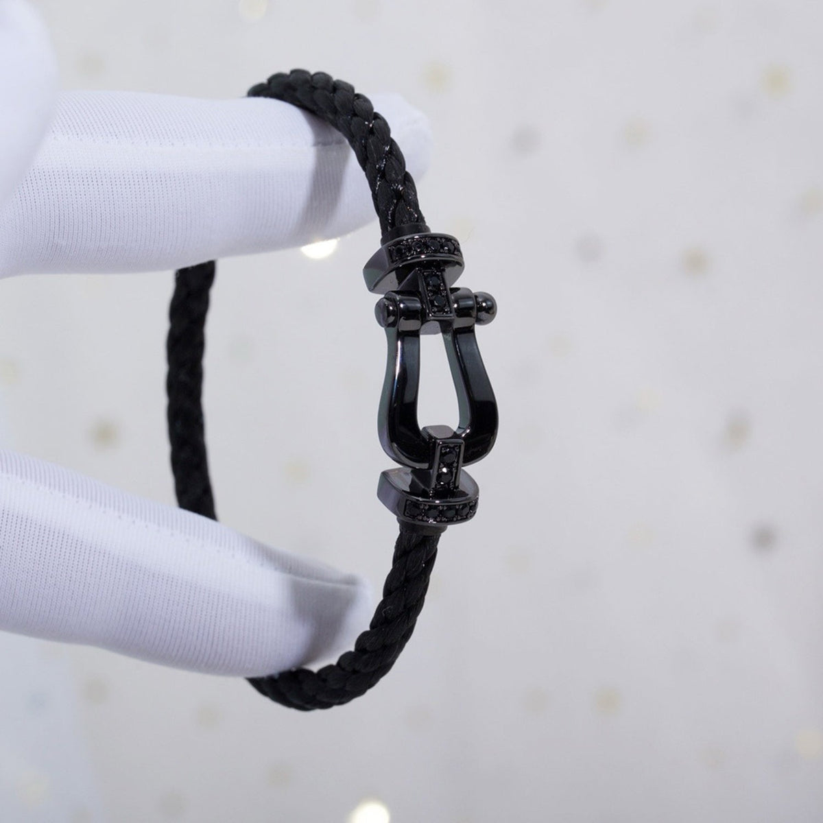 ¡®Aura Jewels¡¯FORCE LARGE SERIES HORSESHOE BLACK SAMURAI BRACELET