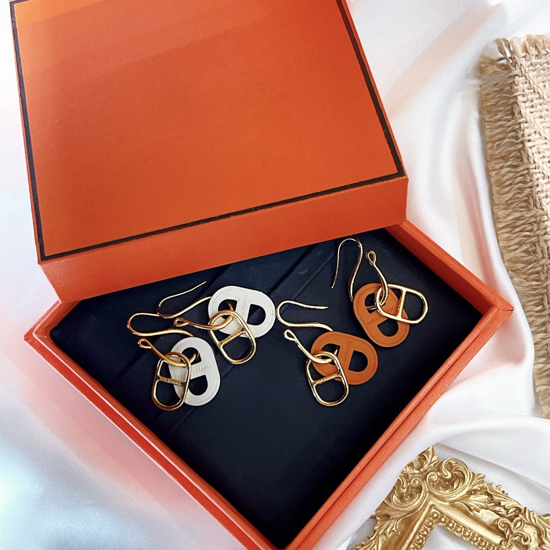 ¡®Aura Jewels¡¯HM O'MAILLON GOLD EARRINGS