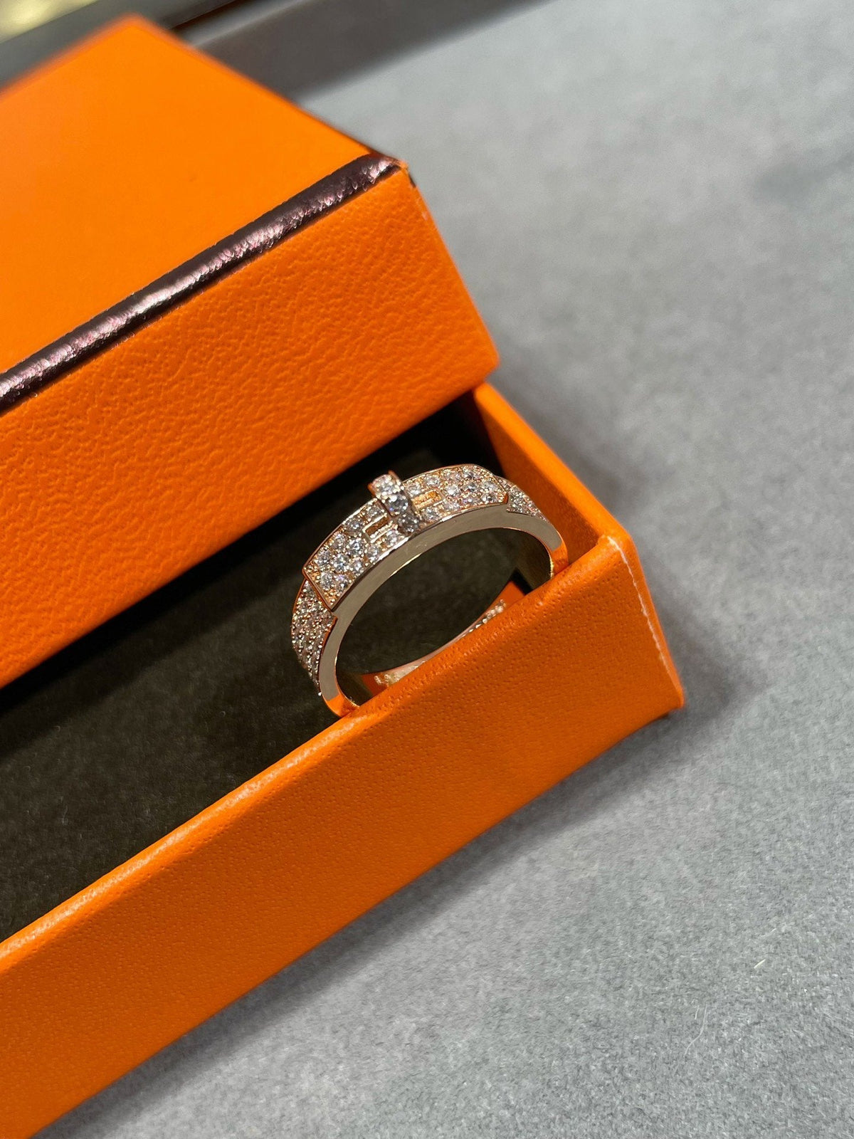 ¡®Aura Jewels¡¯KELLY PINK GOLD DIAMOND RING