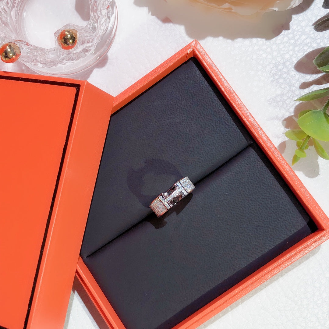 ¡®Aura Jewels¡¯H RING FULL DIAMOND