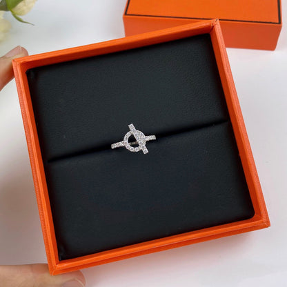 ¡®Aura Jewels¡¯ECHAPPEE RING SILVER DIAMOND