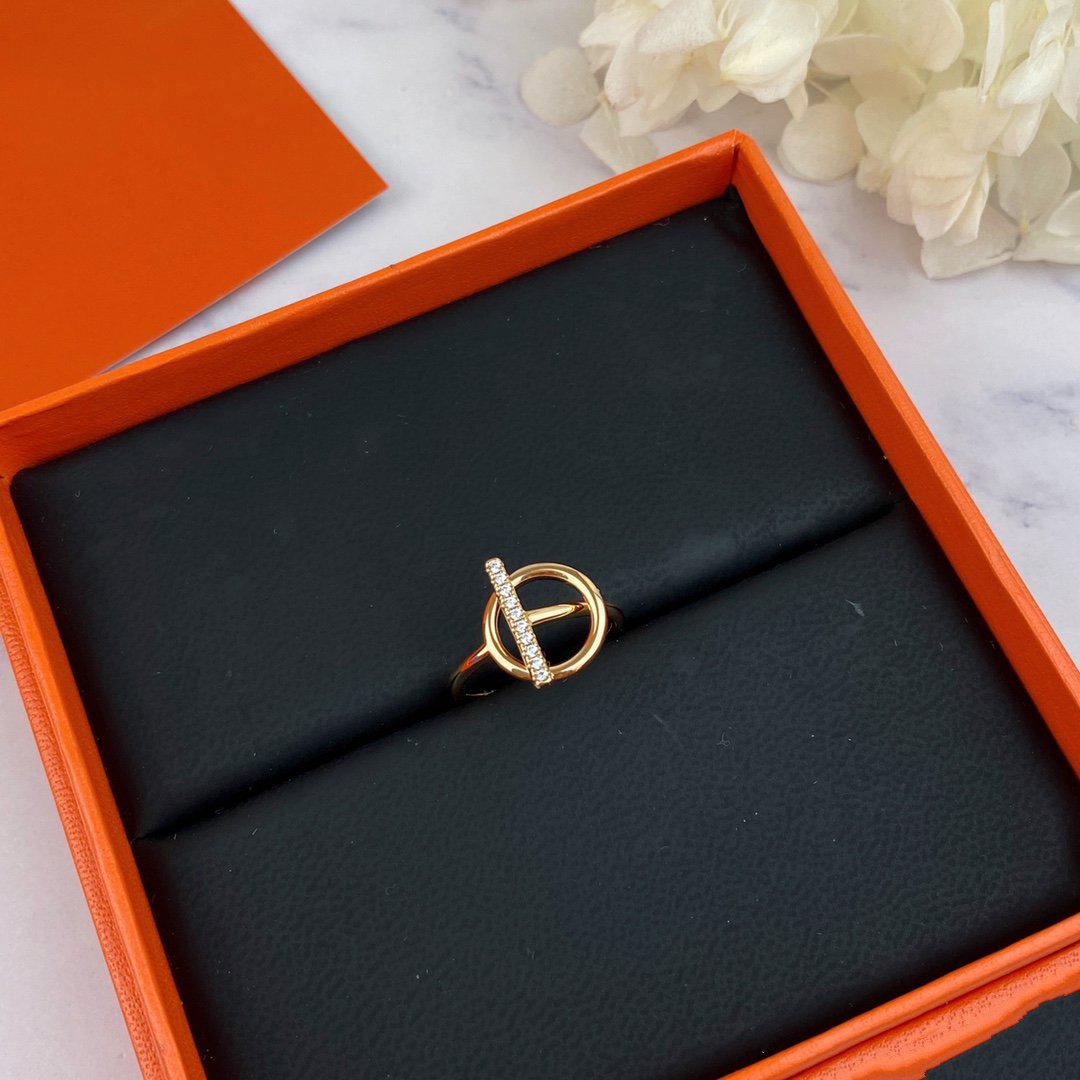 ¡®Aura Jewels¡¯ECHAPPEE RING DIAMOND