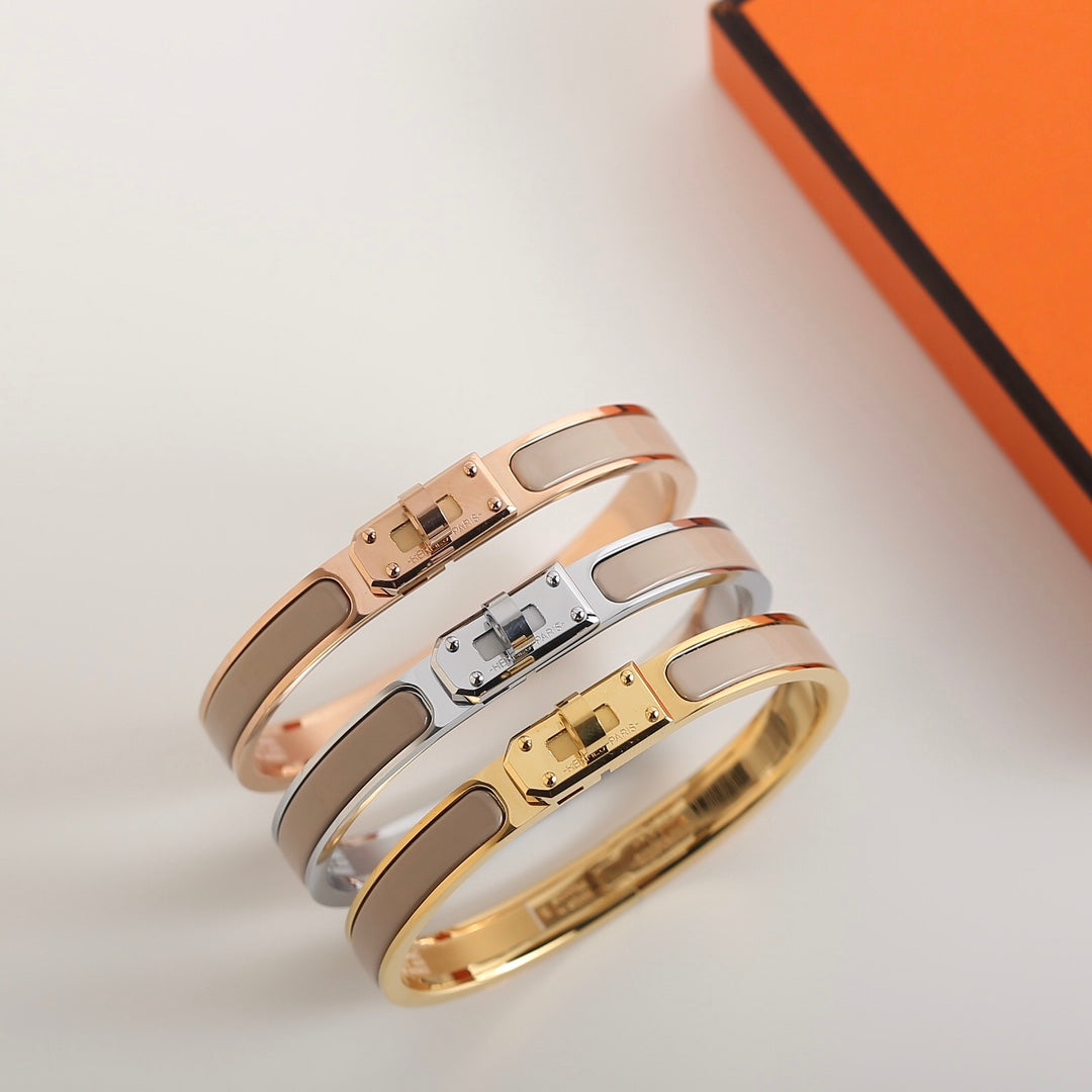 ¡®Aura Jewels¡¯HM KELLY GREY BRACELET