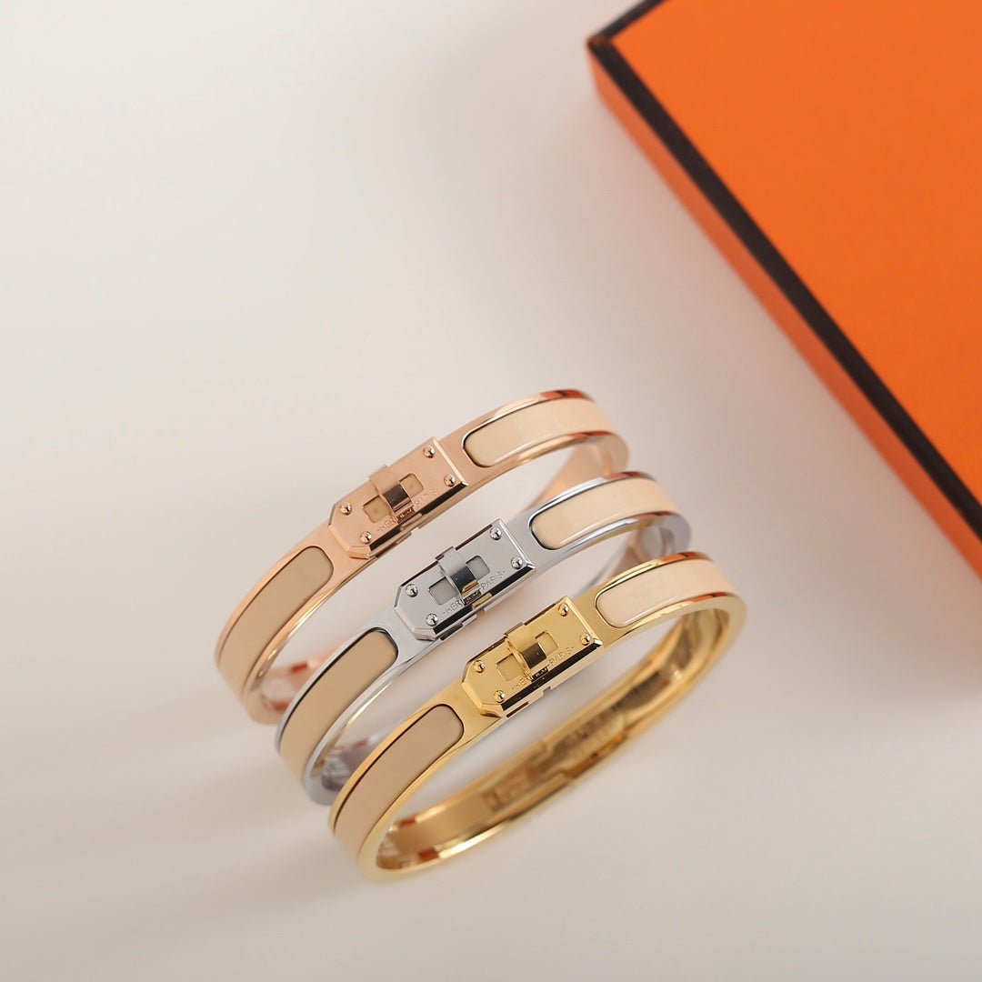 ¡®Aura Jewels¡¯HM KELLY BEIGE BRACELET