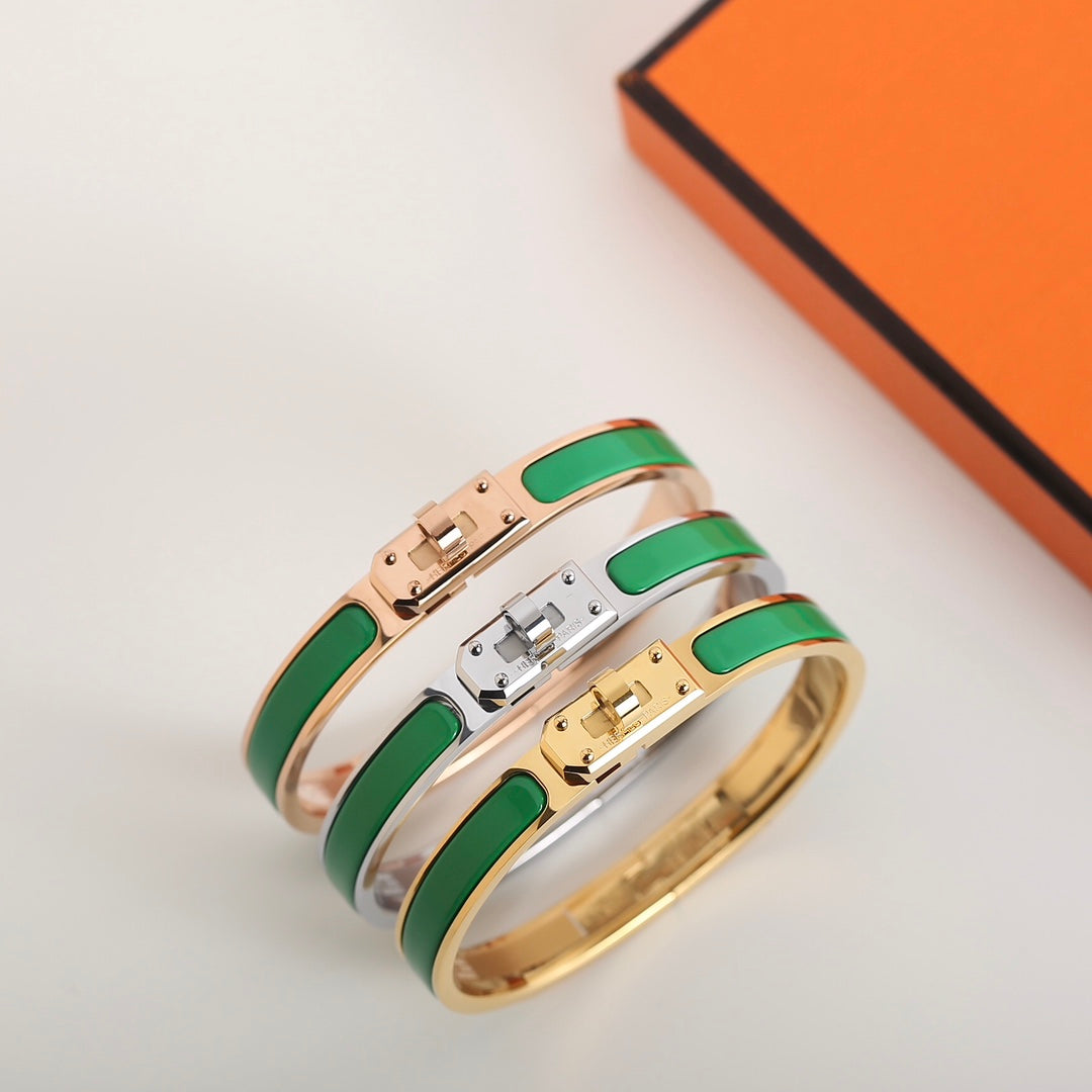 ¡®Aura Jewels¡¯HM KELLY GREEN BRACELET