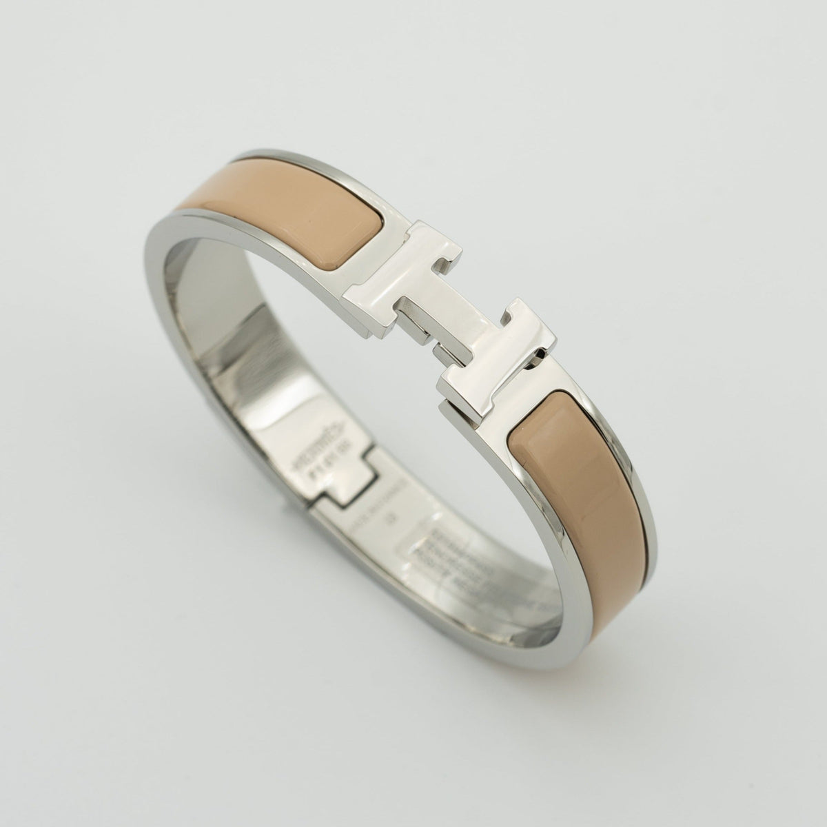 ¡®Aura Jewels¡¯H GREY BRACELET