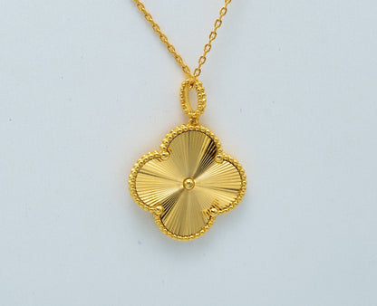 ¡®Aura Jewels¡¯CLOVER 25MM PEDANT NECKLACE GOLD