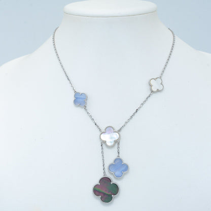 ¡®Aura Jewels¡¯CLOVER MOP CHALCEDONY NECKLACE SILVER 6 MOTIF