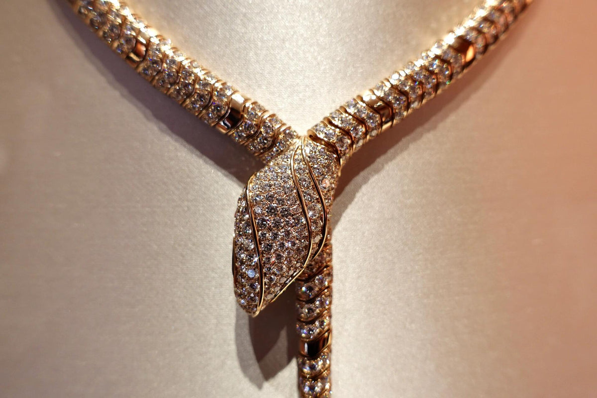 [✨Aura Jewels✨]HAUTE COUTURE GOLD SERPENTI NECKLACE