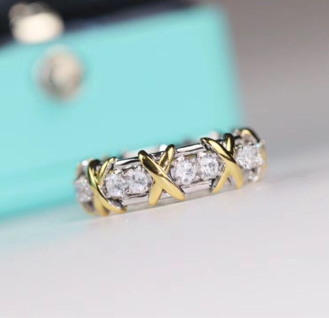 [¡®Aura Jewels¡¯]Classic Gold Diamond Ring
