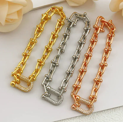 [Aura Jewels] TF HORSESHOE BUCKLE DIAMOND BRACELET