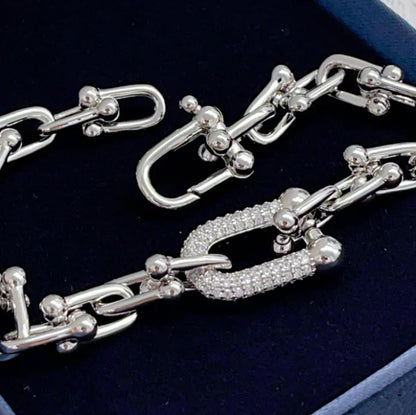 [Aura Jewels] TF HORSESHOE BUCKLE DIAMOND BRACELET