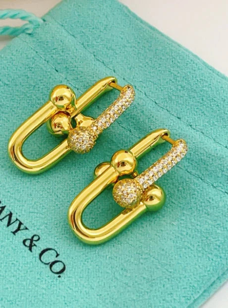 [Aura Jewels]TF HORSESHOE BUCKLE DIAMOND EARRINGS