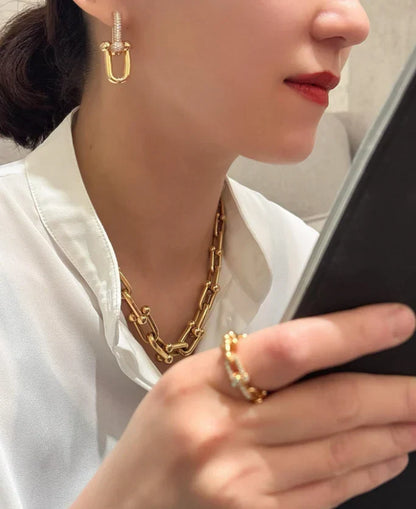 [Aura Jewels]TF HORSESHOE BUCKLE DIAMOND EARRINGS