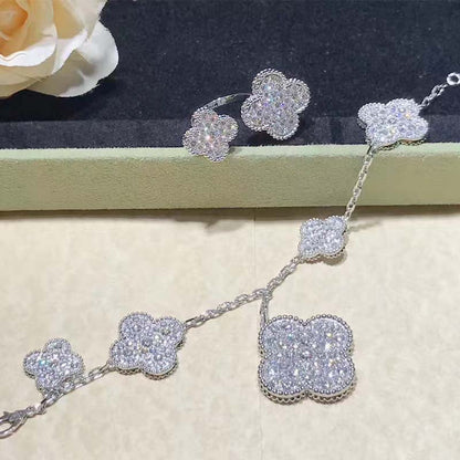 ¡®Aura Jewels¡¯CLOVER 6 MOTIFS SILVER DIAMOND BRACELET