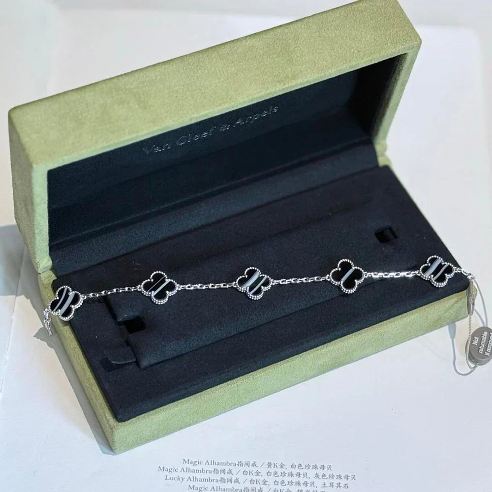 [Aura Jewels]New  CLOVER 5 MOTIF PULSAR STONE BRACELET COLLECTION