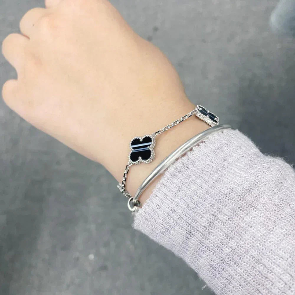 [Aura Jewels]New  CLOVER 5 MOTIF PULSAR STONE BRACELET COLLECTION