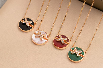 ¡®Aura Jewels¡¯JEUX DE PINK GOLD DIAMOND NECKLACE