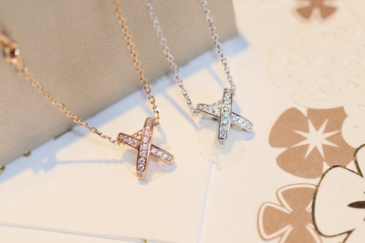 ¡®Aura Jewels¡¯JEUX DE DIAMOND NECKLACE
