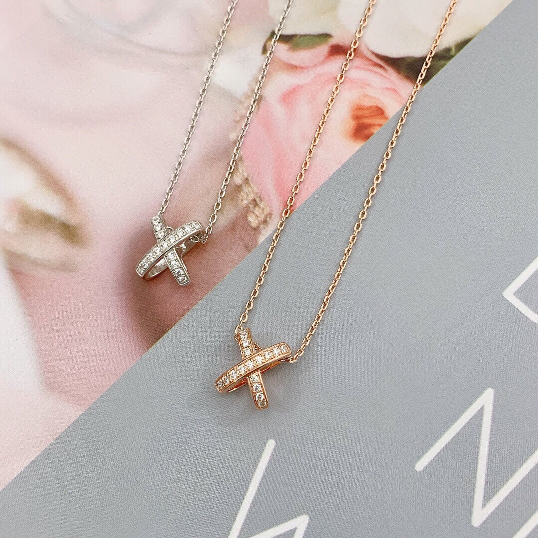 ¡®Aura Jewels¡¯JEUX DE DIAMOND NECKLACE
