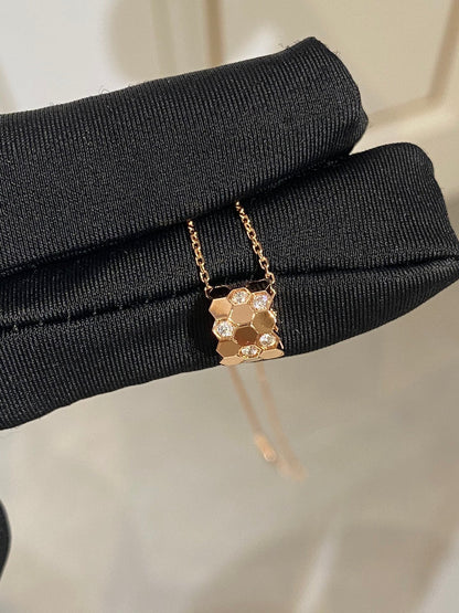 ¡®Aura Jewels¡¯BEE LOVE DIAMOND NECKLACE