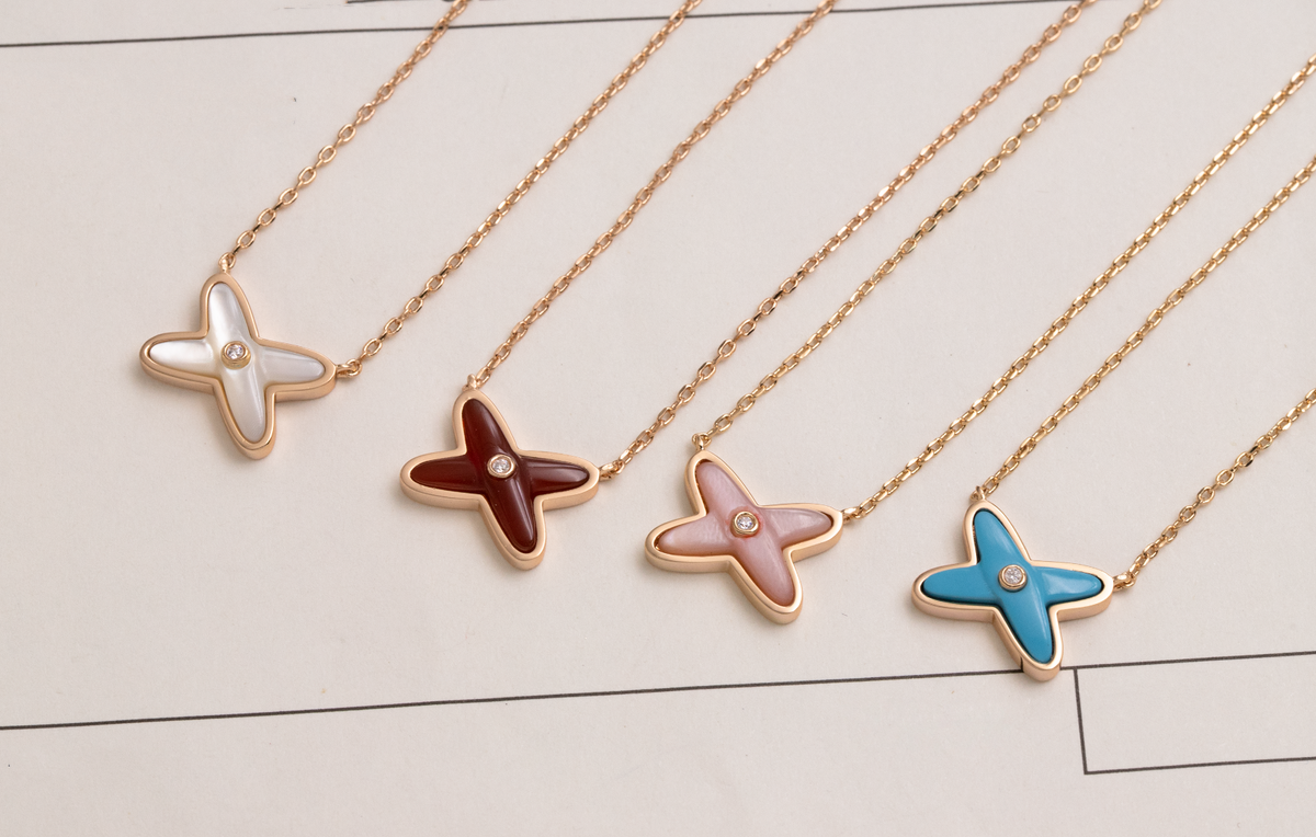 ¡®Aura Jewels¡¯JEUX DE NECKLACE 1 DIAMOND