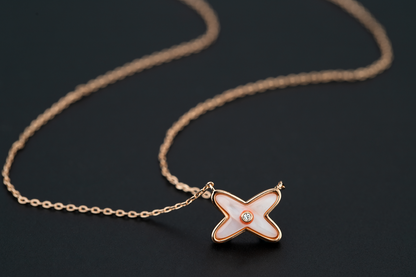 ¡®Aura Jewels¡¯JEUX DE NECKLACE 1 DIAMOND