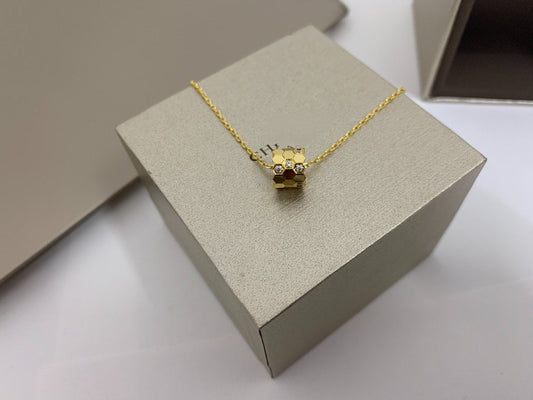 ¡®Aura Jewels¡¯BEE LOVE DIAMOND NECKLACE