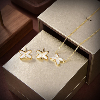 ¡®Aura Jewels¡¯JEUX DE WHITE MOP GOLD DIAMOND EARRINGS