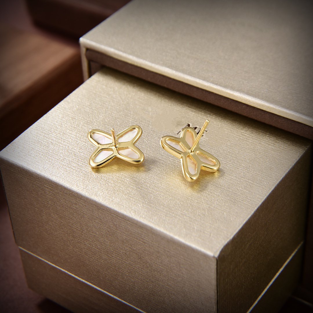 ¡®Aura Jewels¡¯JEUX DE WHITE MOP GOLD DIAMOND EARRINGS