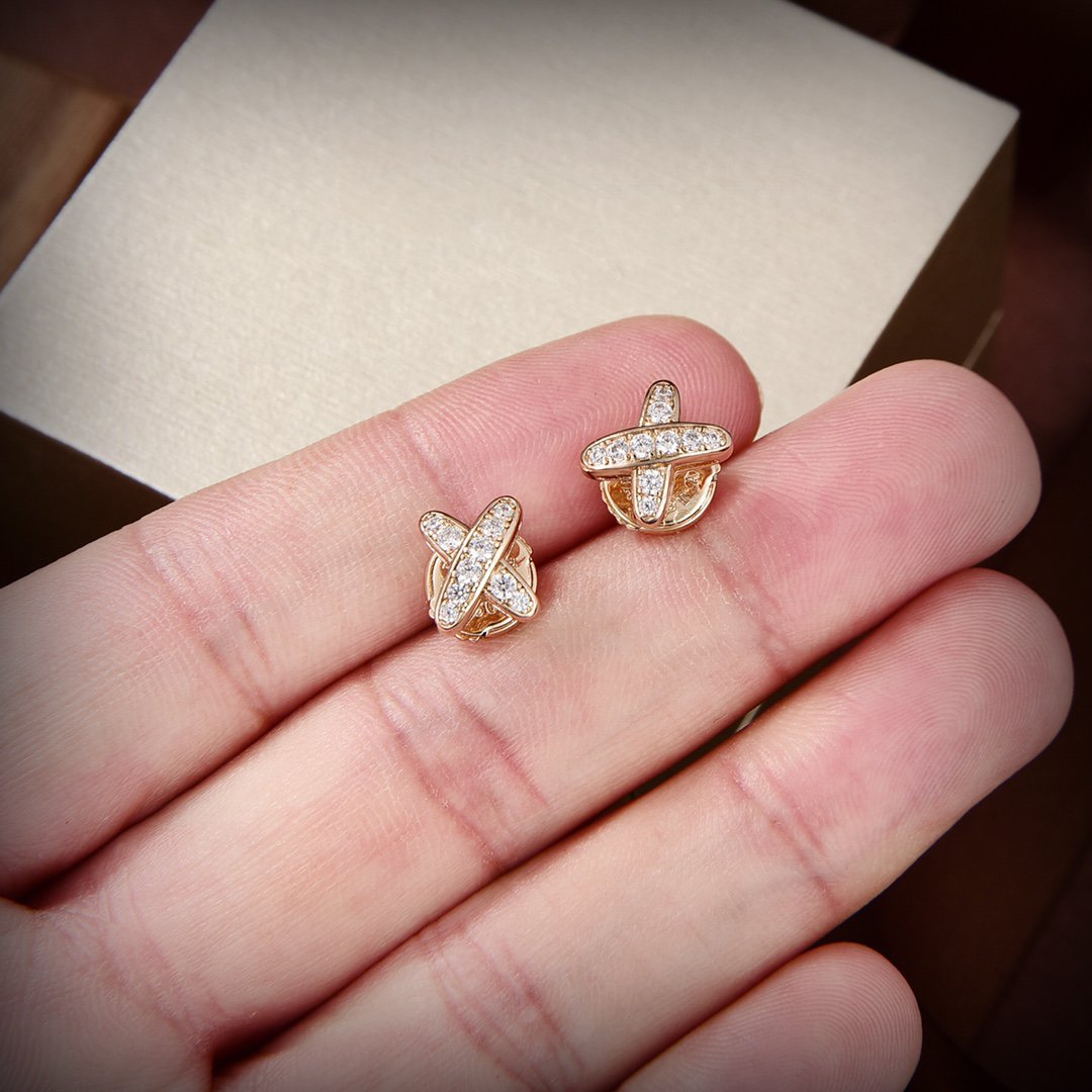 ¡®Aura Jewels¡¯JEUX DE GOLD DIAMOND EARRINGS