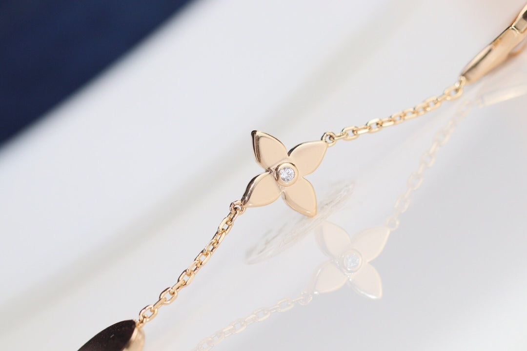 ¡®Aura Jewels¡¯LEAF CLOVER BRACELET