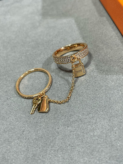 ¡®Aura Jewels¡¯HM KELLY CLOCHETTE DOUBLE RING IN  WITH DIAMONDS