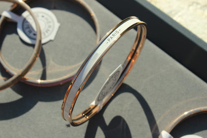 ¡®Aura Jewels¡¯HM UNI BANGLE BAG