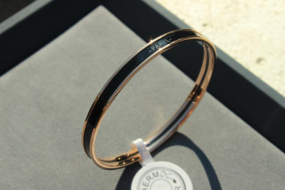 ¡®Aura Jewels¡¯HM UNI BANGLE BAG
