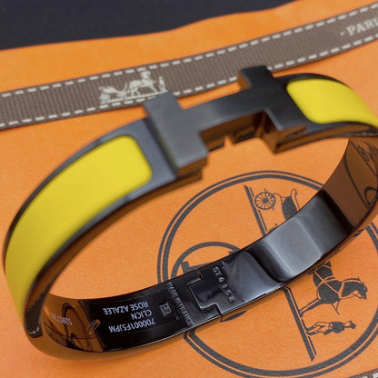 ¡®Aura Jewels¡¯CLIC HM SO BLACK YELLOW BRACELET