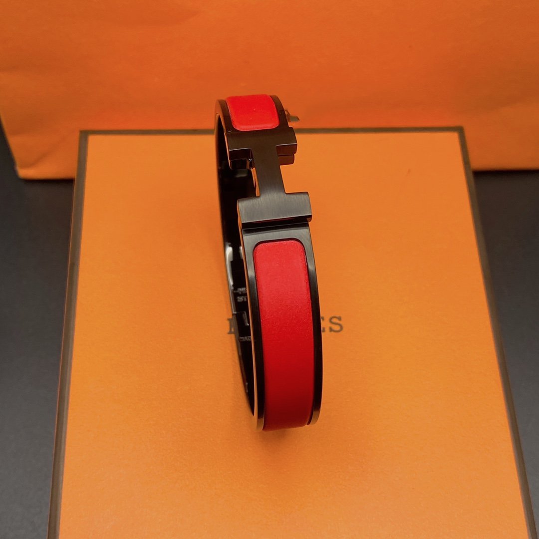 ¡®Aura Jewels¡¯CLIC HM SO BLACK RED BRACELET
