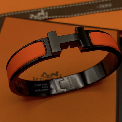 ¡®Aura Jewels¡¯CLIC HM SO BLACK OREGAN BRACELET