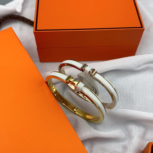 ¡®Aura Jewels¡¯CLASSIC HM CLIC WHITE 8MM ENAMEL BRACELET