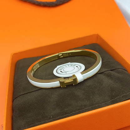 ¡®Aura Jewels¡¯CLASSIC HM CLIC WHITE 8MM ENAMEL BRACELET