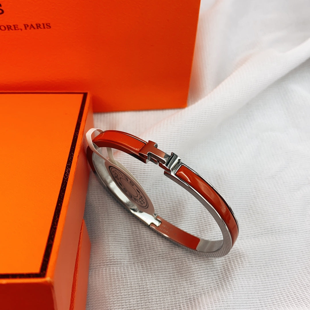 ¡®Aura Jewels¡¯CLASSIC HM CLIC RED 8MM ENAMEL BRACELET