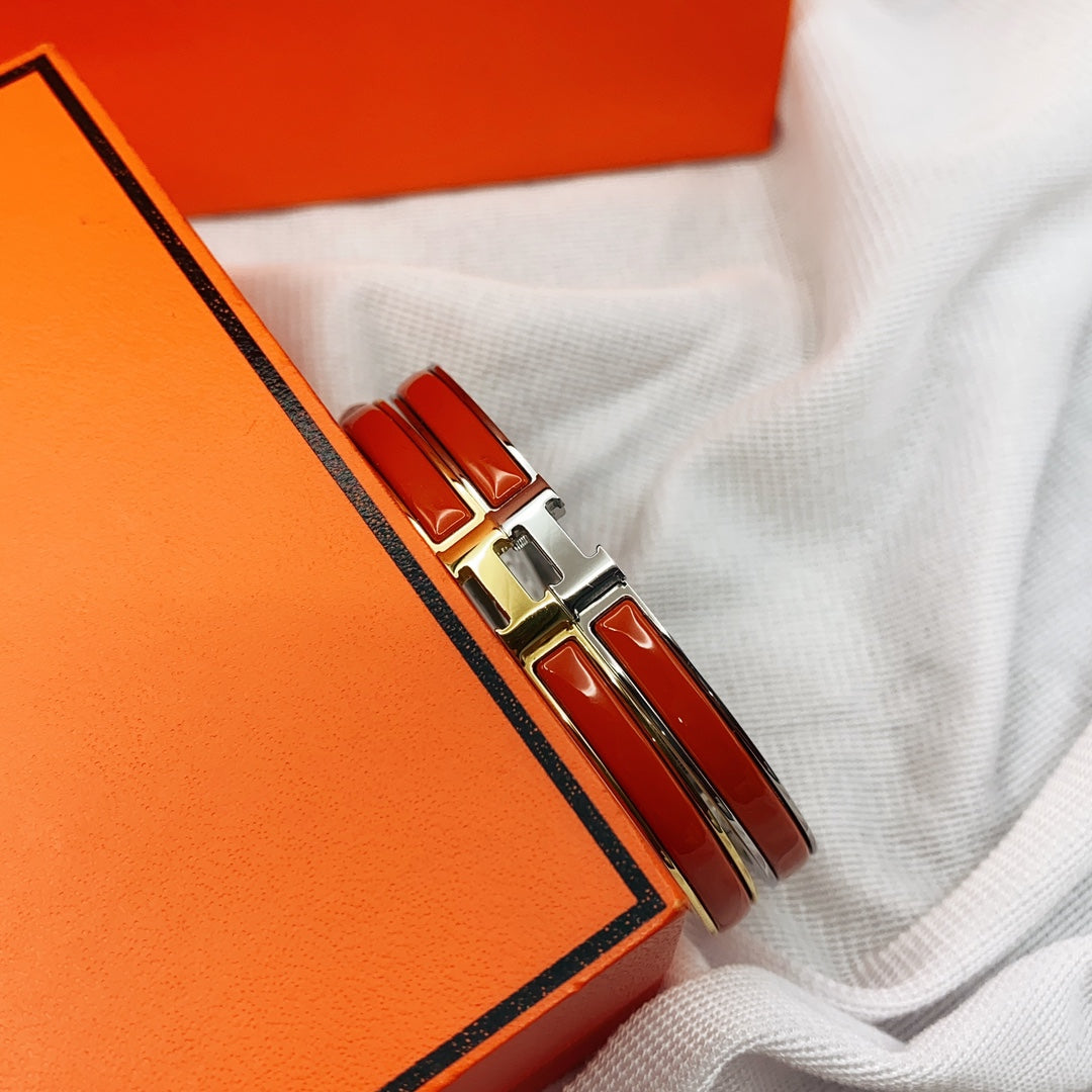 ¡®Aura Jewels¡¯CLASSIC HM CLIC RED 8MM ENAMEL BRACELET